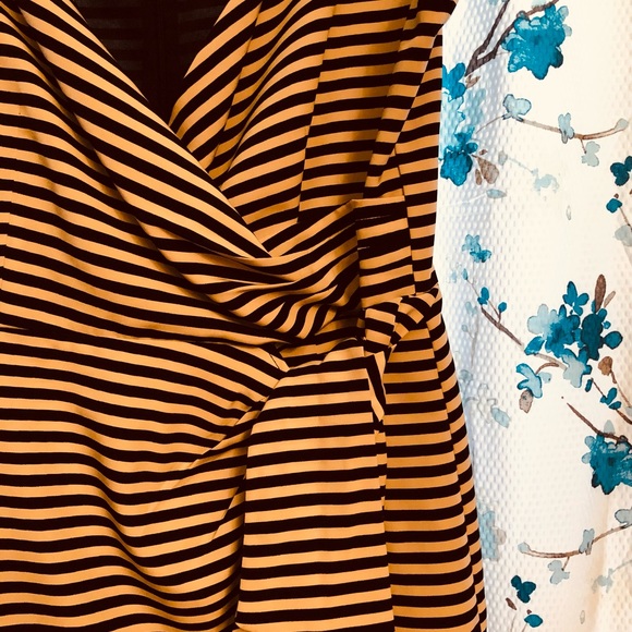 Size 16, Worthington dress, black & white stripped - Picture 9 of 11